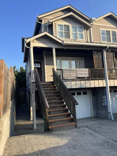 Main picture of 1787 N Ainsworth St