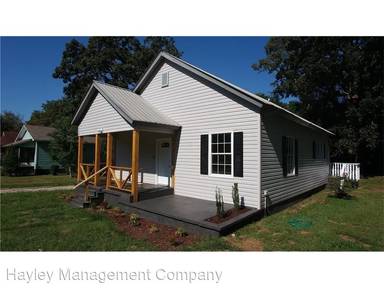 Main picture of 1700 1st Ave