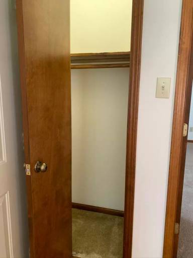 Main picture of 102 Peninsula Place Ln