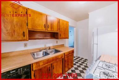 Main picture of 15 N Ann St