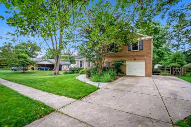 Main picture of 6902 Tilden Ln