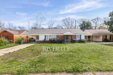 Main picture of 3240 Boxdale St