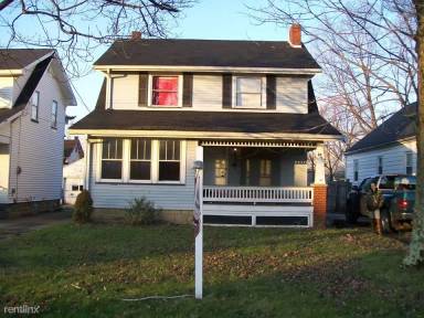 Main picture of 324 Hilton Ave