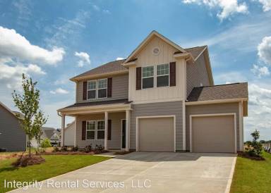 Main picture of 121 Canada Dr