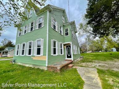 Main picture of 576 Irving Ave