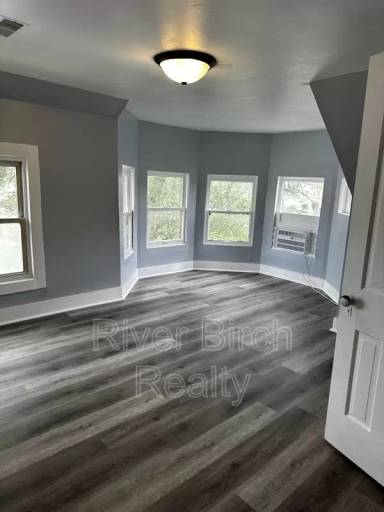 Main picture of 613 S 5th St