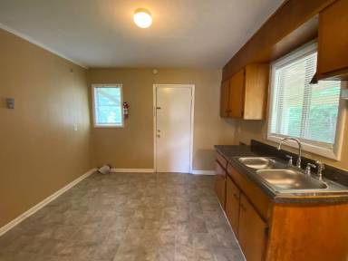 Main picture of 648 Pawnee Ave