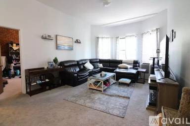 Main picture of 11 Stearns Rd