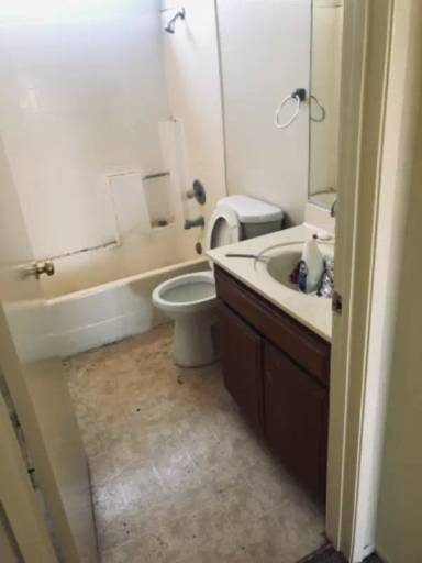 Main picture of 1536 E 1st St