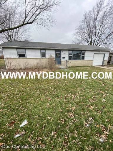 Main picture of 1602 W DuPont Rd