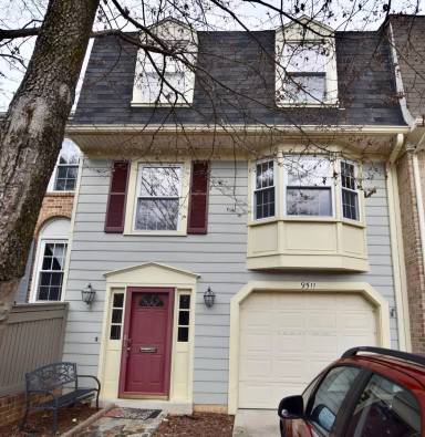 Main picture of 9511 Duffer Way