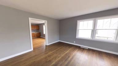 Main picture of 320 S Brownell Ave