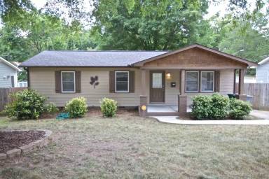 Main picture of 1812 Cochran Pl