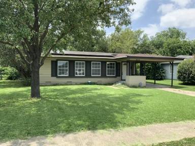 Main picture of 1613 Hilltop Dr