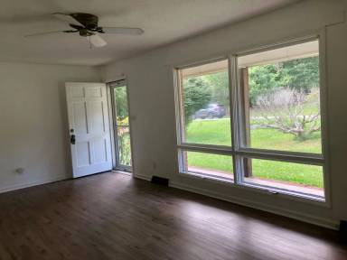 Main picture of 207 Pine Rd