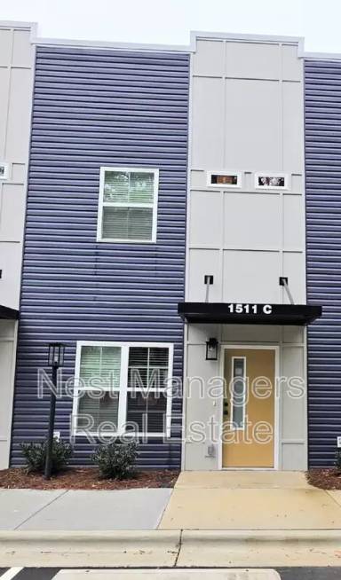 Main picture of 1511 Fort Bragg Rd