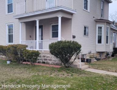 Main picture of 1053 Washington Ave