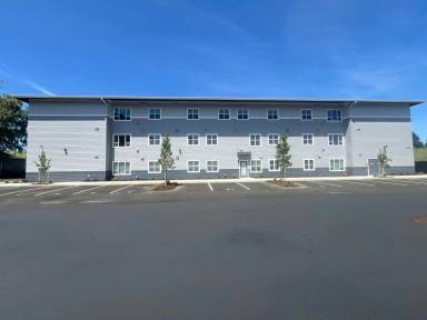 Main picture of 5600 NE 34th St