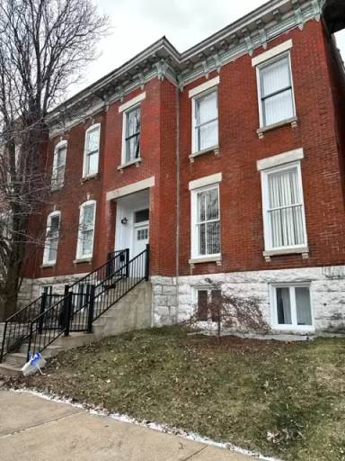 Main picture of 2348 Rutger St
