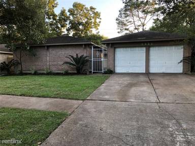 Main picture of 1111 Whispering Pine Dr