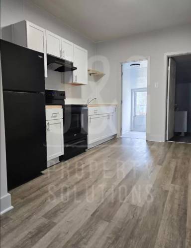 Main picture of 235 S Partridge St