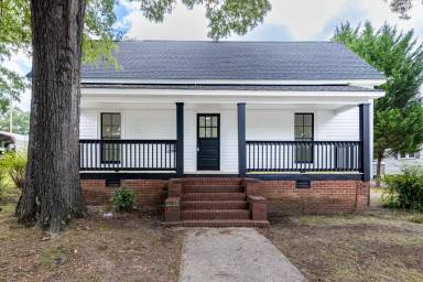 Main picture of 428 W Mason St