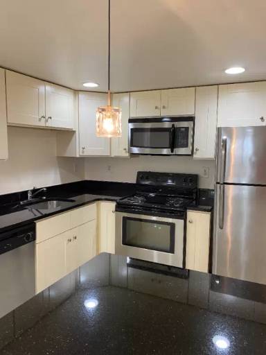 Main picture of 1341 Newton St NW