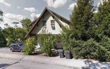 Main picture of 1021 College Ave