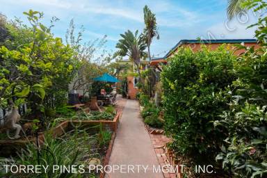 Main picture of 4649-4655 Muir Ave