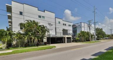Main picture of 5008 S Macdill Ave