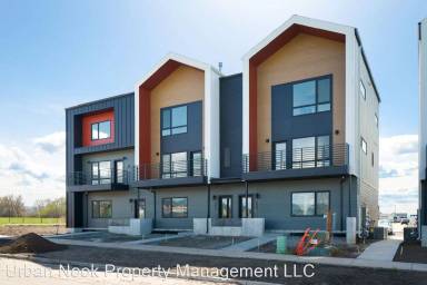 Main picture of 3089 S 27th Ave