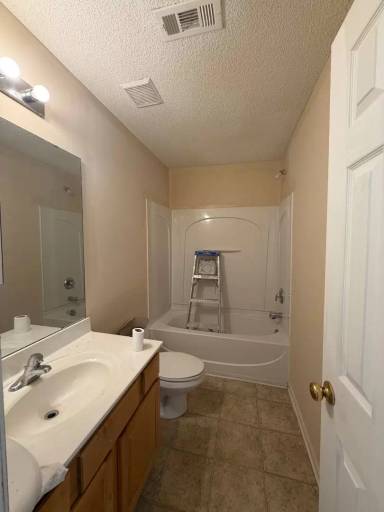 Main picture of 5137 Magnolia Tree Ln