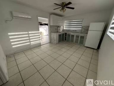 Main picture of 3210 SW 94th Pl
