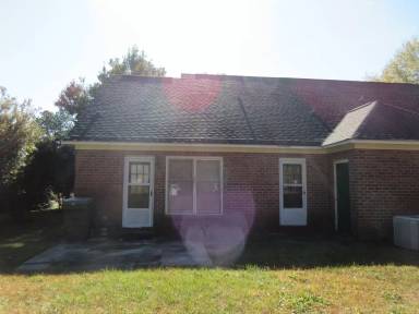 Main picture of 2165 Tudor St