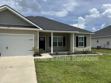 Main picture of 381 McClelland Loop NE