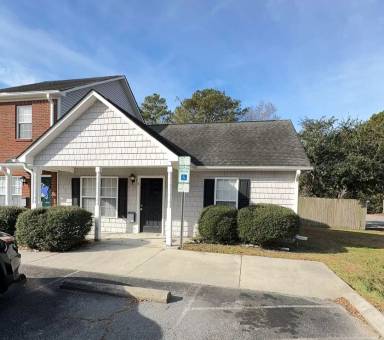 Main picture of 60 Rainbow Dr