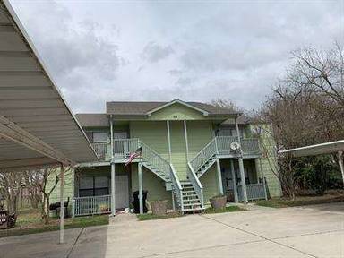 Main picture of 214 E Huebinger St