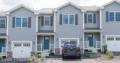 Main picture of 1196 Charles St