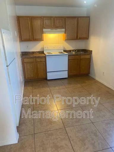 Main picture of 1145 W Tonto St Apartments