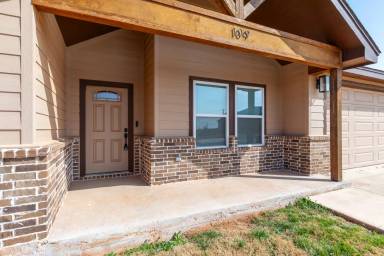 Main picture of 109 Corbyn Cir