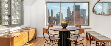Main picture of 201 E 68th St