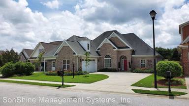 Main picture of 912 Kenley Hall