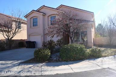 Main picture of 9200 Apache Pine Way NE