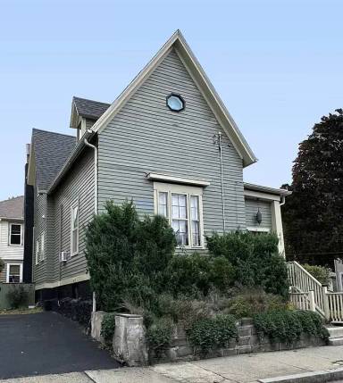 Main picture of 481 Pine St