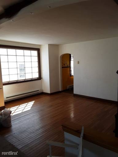 Main picture of 750 Miller St