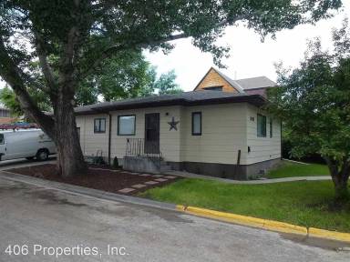 Main picture of 1017 E Broadway St