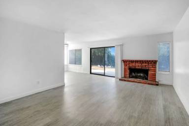 Main picture of 2279 N Sycamore Ave