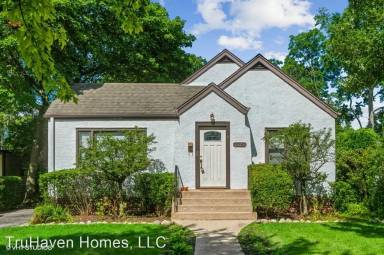 Main picture of 1826 Sunset Rd