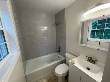 Main picture of 1204 Carlton Ave