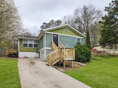 Main picture of 206 Harwell Rd NW